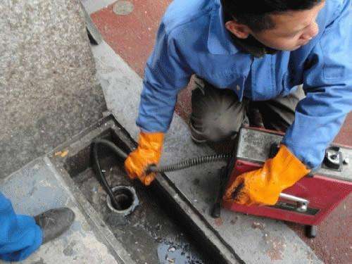 市北疏通下水道