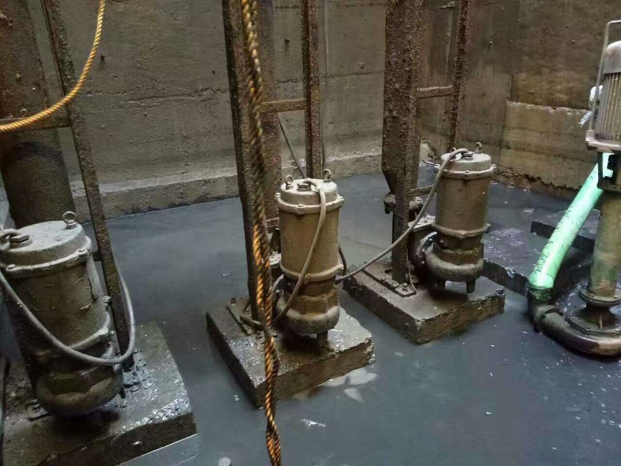 市北污水池清理